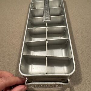 Silver Ice Cube Tray with Divider vintage Frigidaire quick cube 14 ice cubes